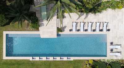 Exemple : installateur de piscine avec ABSOLUE Piscine à Aix-les-Bains