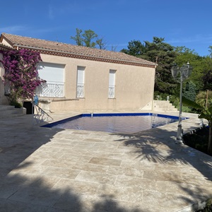 Julien, un technicien piscine à Agen