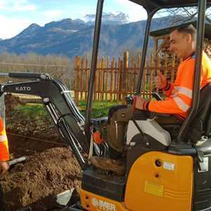Active espace vert , un technicien en clôturage à Annecy