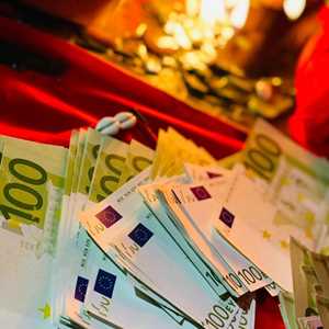 +229 46 94 65 21 COMMENT FAIRE POUR AVOIR LA REALITER DU VRAI PORTEFEUILLE MAGIQUE, un expert en entretien d'espaces verts à Fort de France